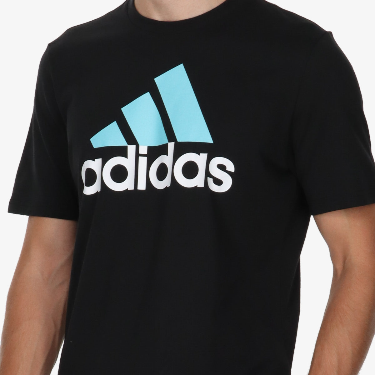 ADIDAS T-SHIRT