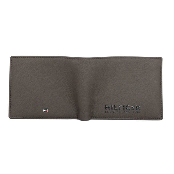 Tommy Hilfiger Rocco Men's Leather Passcase Wallet