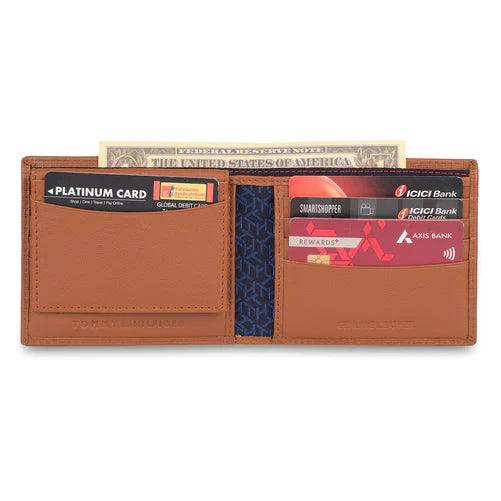 Tommy Hilfiger Vincen Men's Leather Passcase Wallet