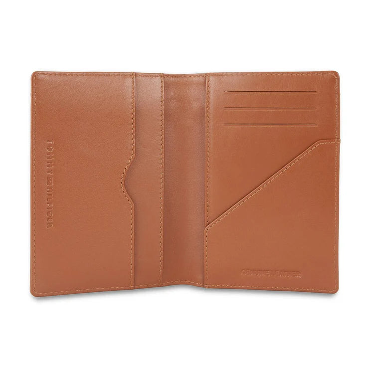 Tommy Hilfiger Drammen Passport Case Tan