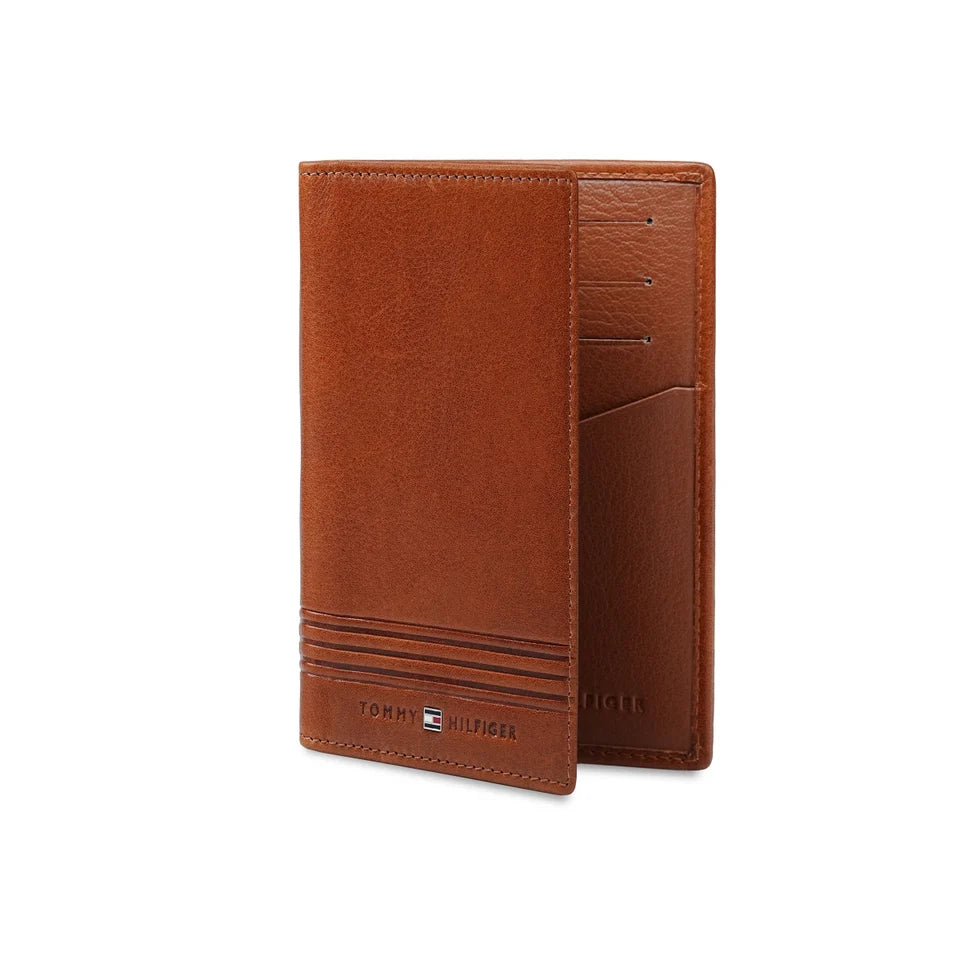 Tommy Hilfiger Prastio Men's Passport Cover Tan