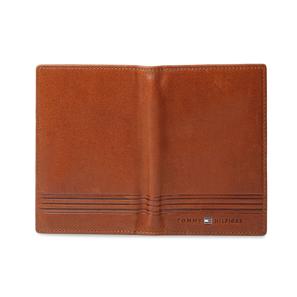 Tommy Hilfiger Prastio Men's Passport Cover Tan