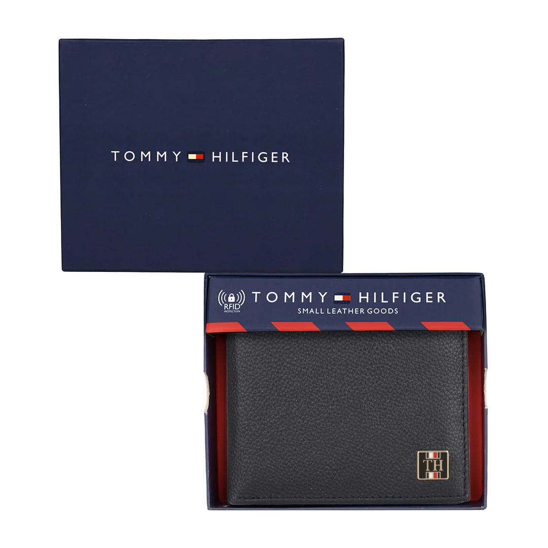 Tommy Hilfiger Cody Men's Leather Passcase Wallet Navy